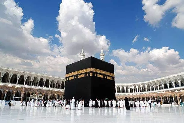 Omra Ramadan 2026 : conseils et préparation pour un voyage béni