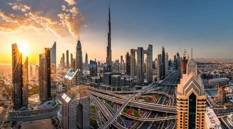Circuit Émirats Arabes Unis économique — Noussouki Travel